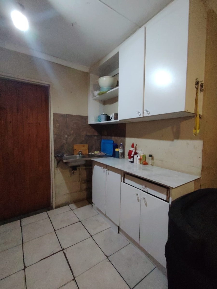 2 Bedroom Property for Sale in Devon Park Western Cape